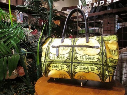 トレジャーファクトリーのリサイクルショップ