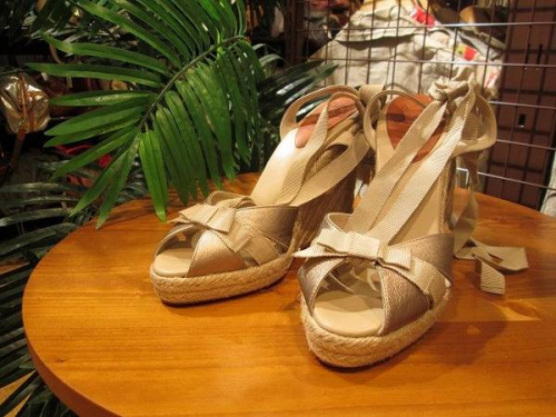 トレジャーファクトリーのリサイクルショップ