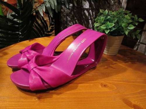 サンダルのエスパドリーユ