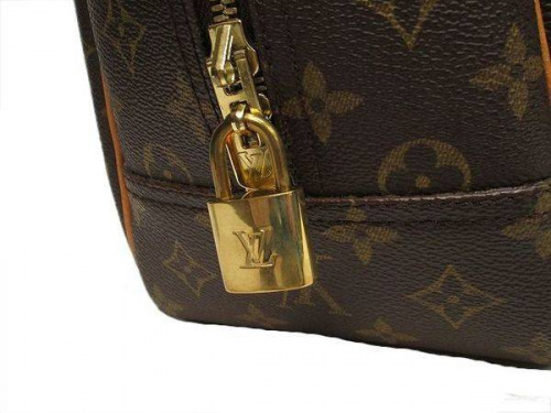 ルイヴィトンの関西