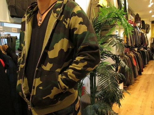 A BATHING APEのアベイシングエイプ