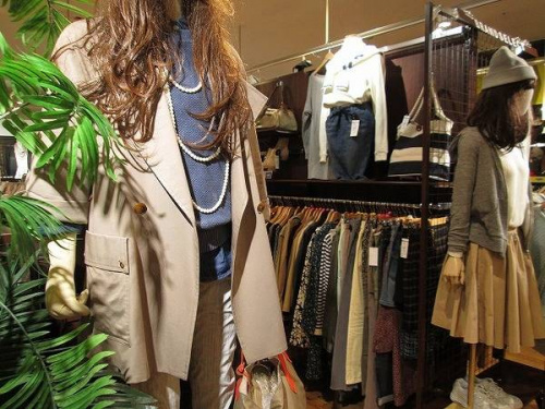 キャリアの春物