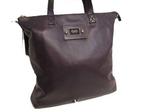 LOUIS VUITTONのブランド