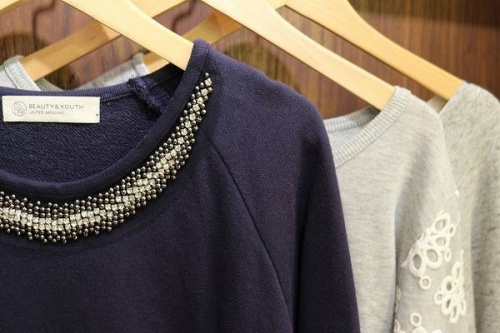 セレクトショップのスウェット
