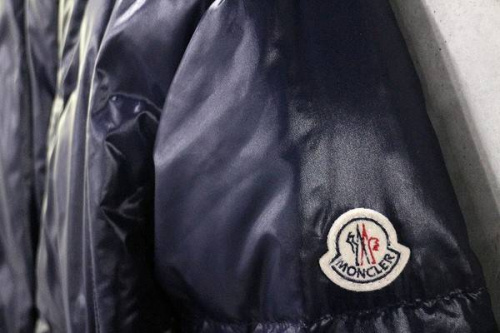 MONCLERのモンクレール