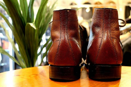 オールデンのストレートチップ　ブーツ