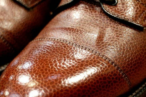 ストレートチップ　ブーツのキャップトゥ　ブーツ