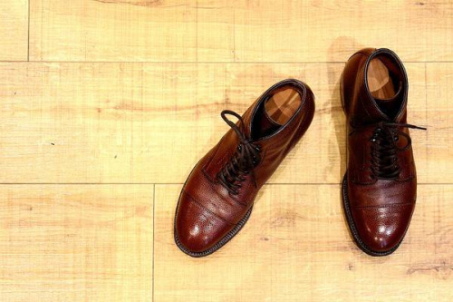 キャップトゥ　ブーツのトレファクスタイル