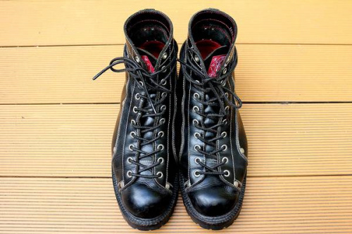 エヴィスのブーツ