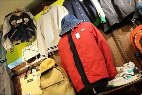 チャンピオンのナイキ