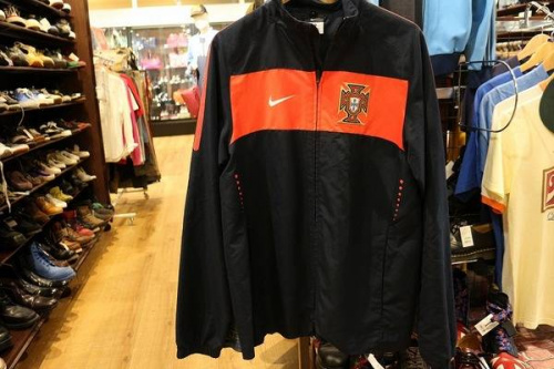 買取のﾄﾗｯｸｼﾞｬｹｯﾄ