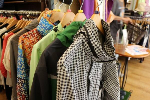 レインウェアのノースフェイス