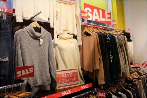セールの冬物