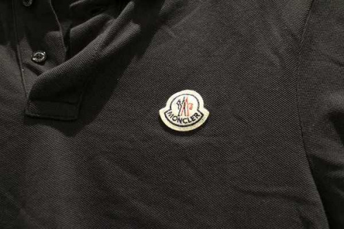 モンクレールのポロシャツ