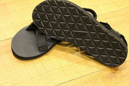 スポーツサンダルの尼崎