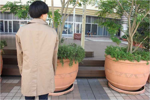 トップスのステンカラーコート