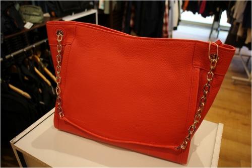 トリーバーチのバッグ