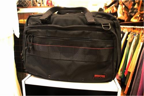 BRIEFINGのブリーフィング