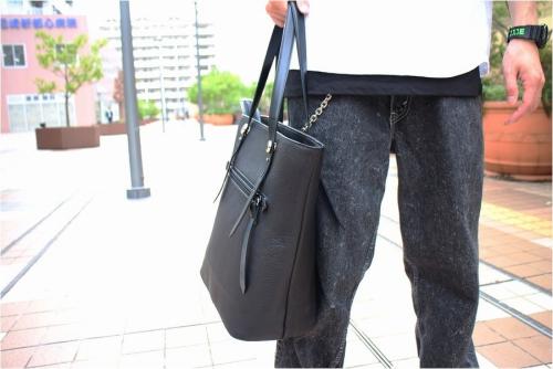 カツユキ コダマのバッグ