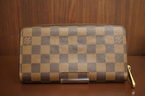 ルイ ヴィトン　の財布