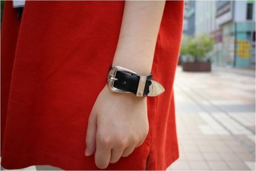 トーガのバングル