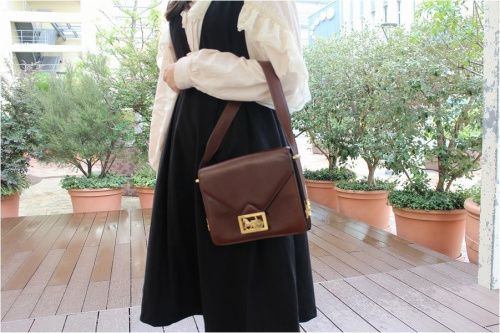 ラグジュアリーブランドのCELINE