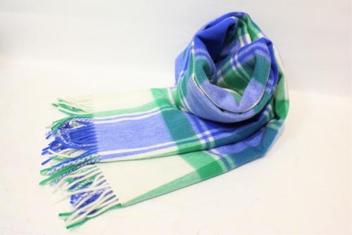 ジョシュア・エリスのマフラー