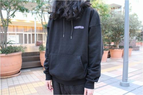 ニューバランス×アトモス×ステイプルのパーカー・スニーカー