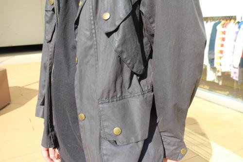 バーブァーのオイルドジャケット