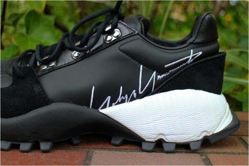 スニーカーの関西　古着屋