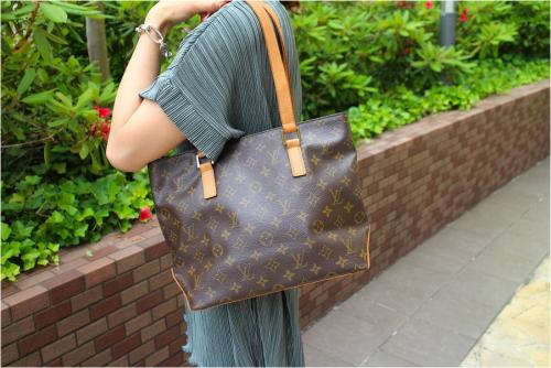 LOUIS VUITTON 　のルイ ヴィトン　