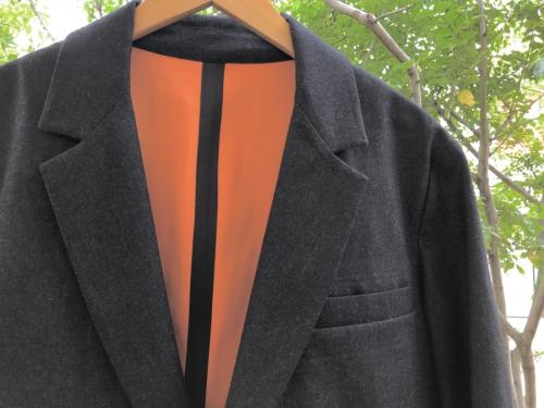 テーラードジャケットのイートウツ