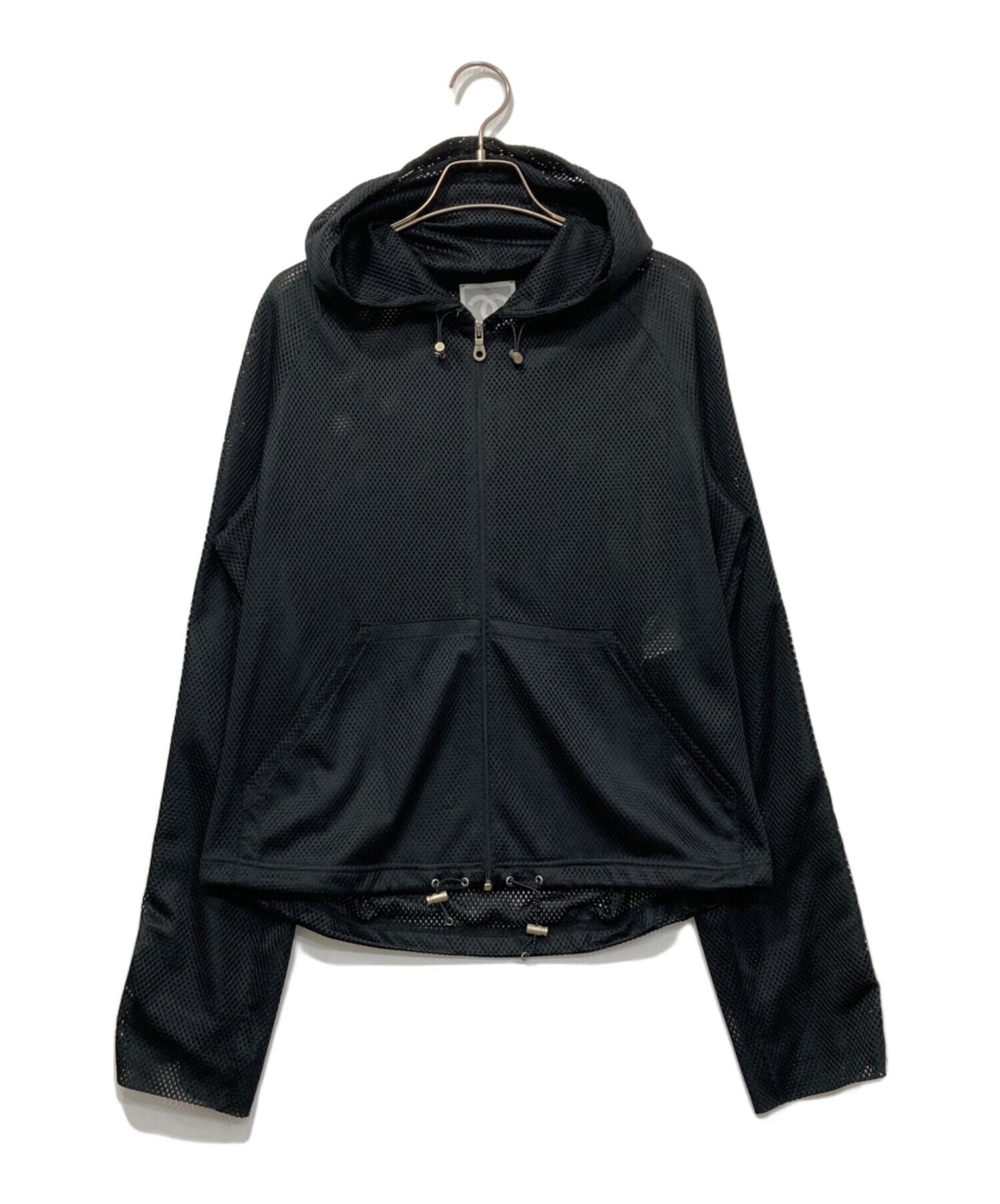 極美品　CHANELシャネル メッシュCCロゴ フーディー　パーカー　トップス 入手困難】CHANEL（シャネル）のメッシュパーカーで叶える、大人の