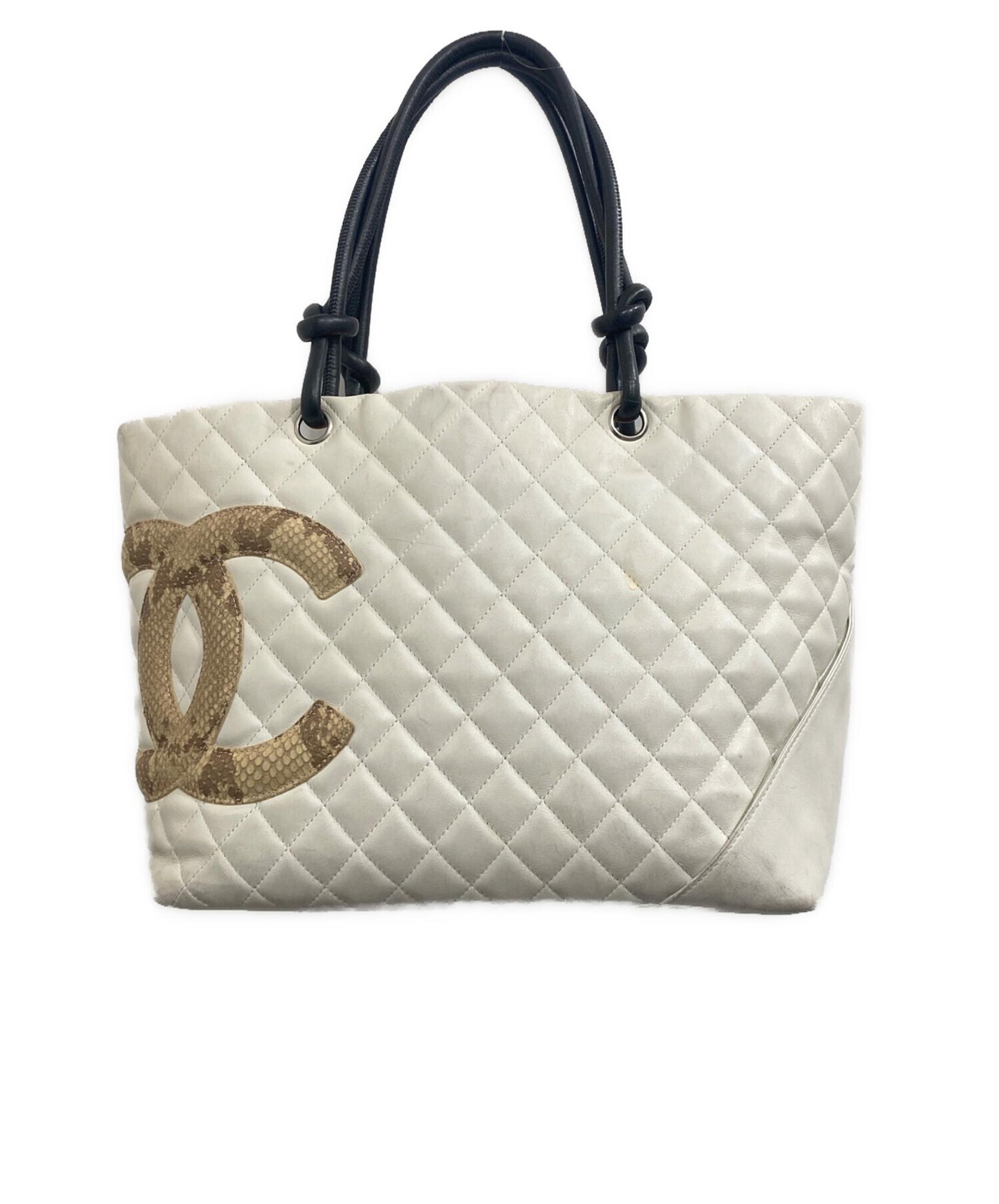 CHANEL / シャネル】パイソンココマークトートバッグ|日常を優雅 CHANEL / シャネル】パイソンココマークトートバッグ|日常を優雅