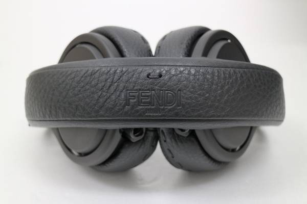 Beats、Fendiとコラボレーションした「Beats x Fendi Pro