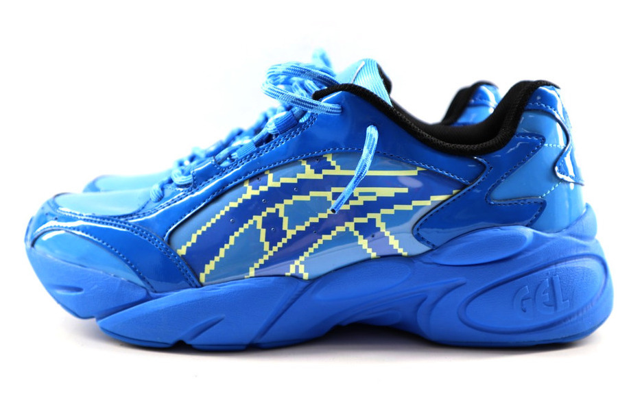 懐かしの8bitデザイン採用【ロックマン×asics】コラボレーション 