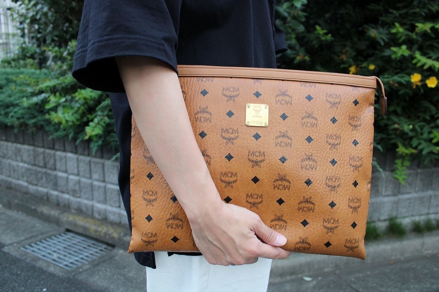 極美品　MCM メンズ　クラッチバッグ