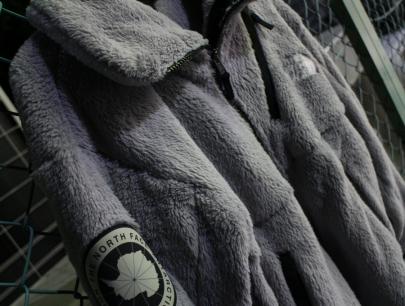 「アウトドアブランドのTHE NORTH FACE 」