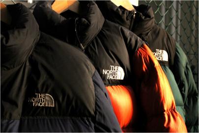 「アウトドアブランドのTHE NORTH FACE 」