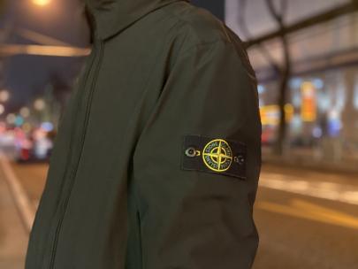 「インポートブランドのSTONE ISLAND 」