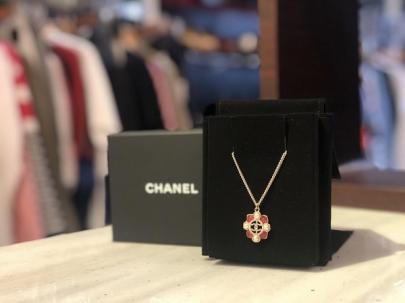 「ラグジュアリーブランドのCHANEL 」