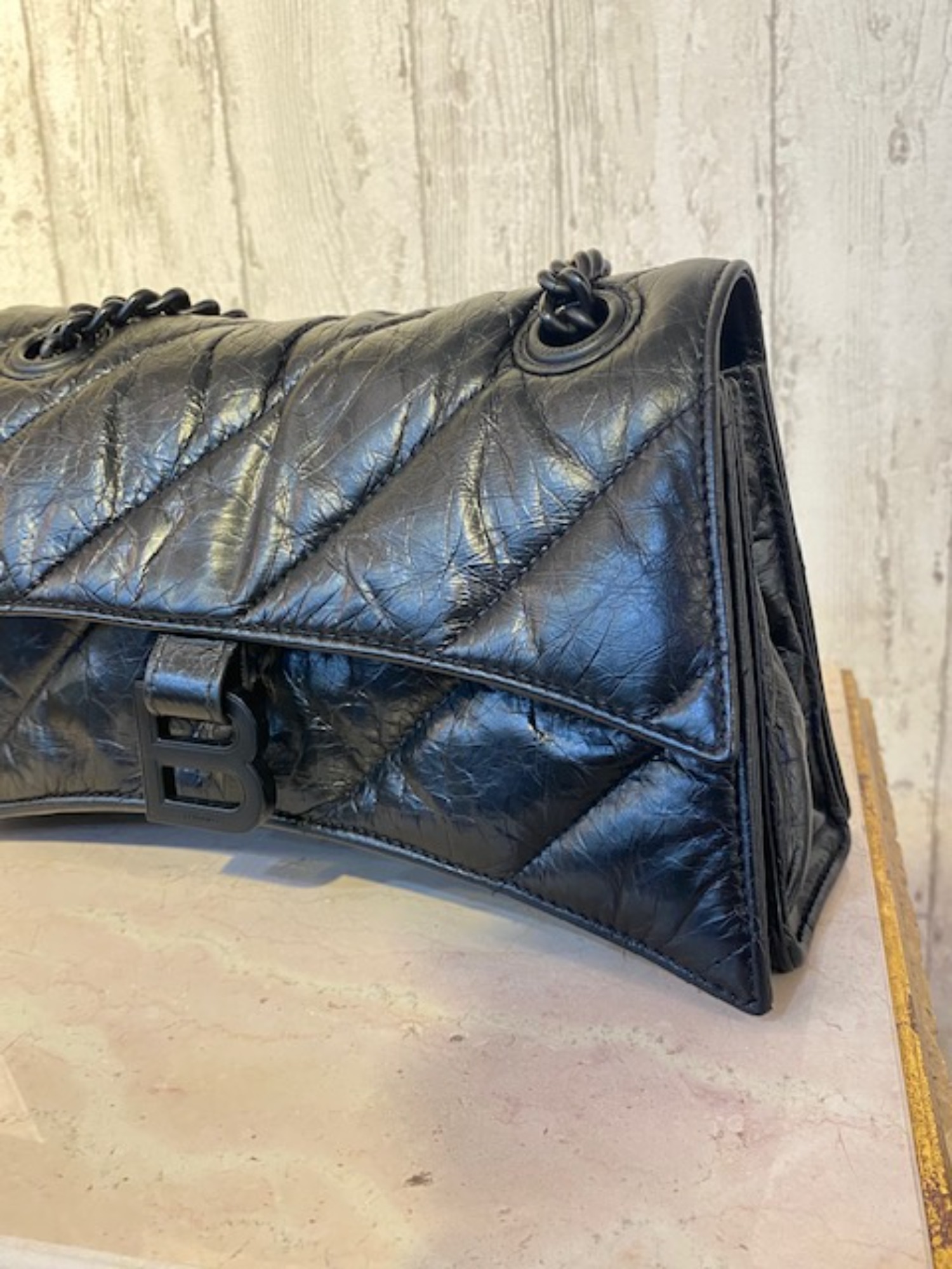 BALENCIAGA/バレンシアガ】からCRUSHキルト仕上げスモール BALENCIAGA/バレンシアガ】からCRUSHキルト仕上げスモール