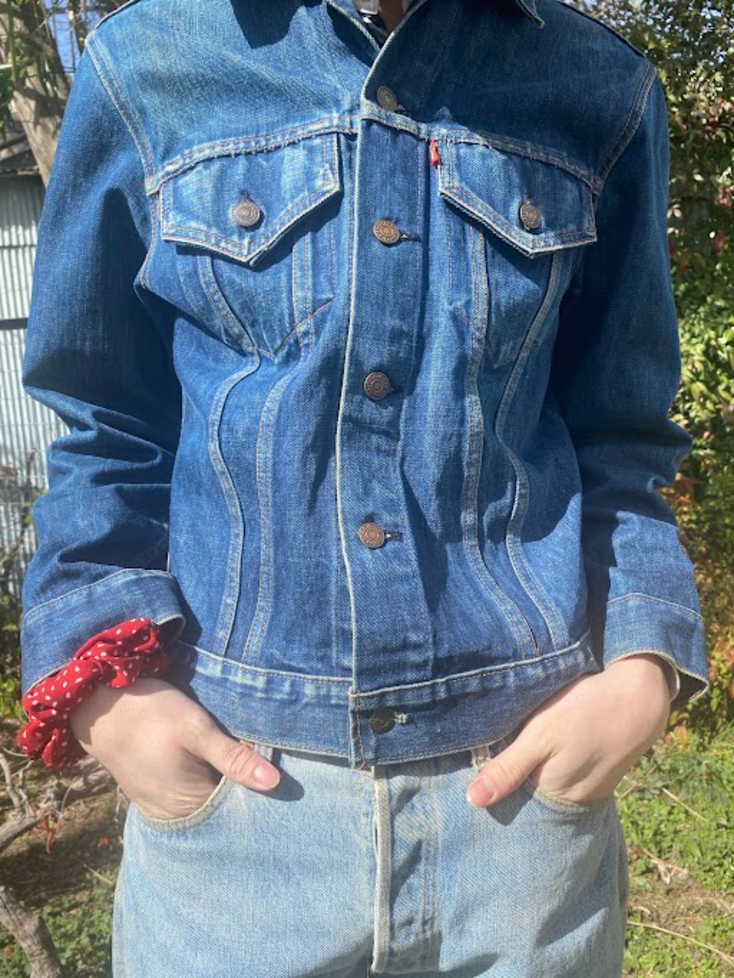 ヴィンテージリーバイスを使用したデニム・オン・デニムコーデの