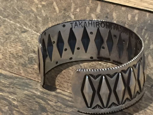 Cody Sandersonのバングル