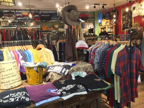 TOMMY HILFIGERのLevi's