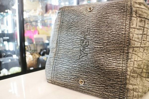 調布国領のブランドバッグ