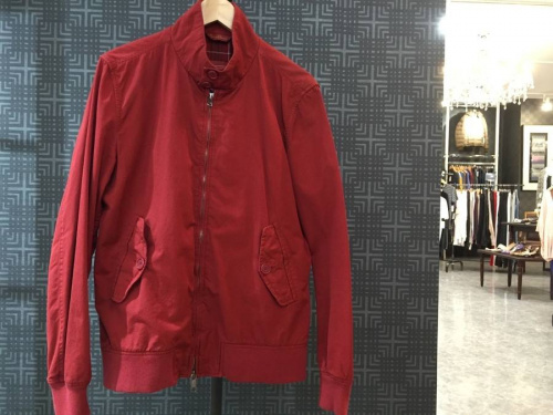 バラクータのウェア