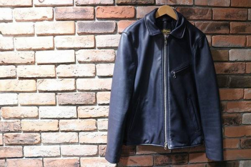 調布国領のレザージャケット