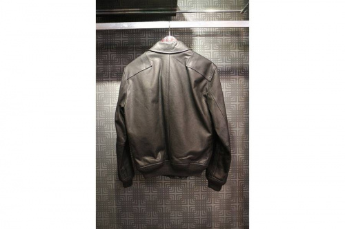 レザージャケットのトレファク　調布国領