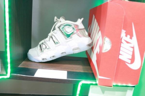 ナイキ モアテン トレファクスタイル 調布国領